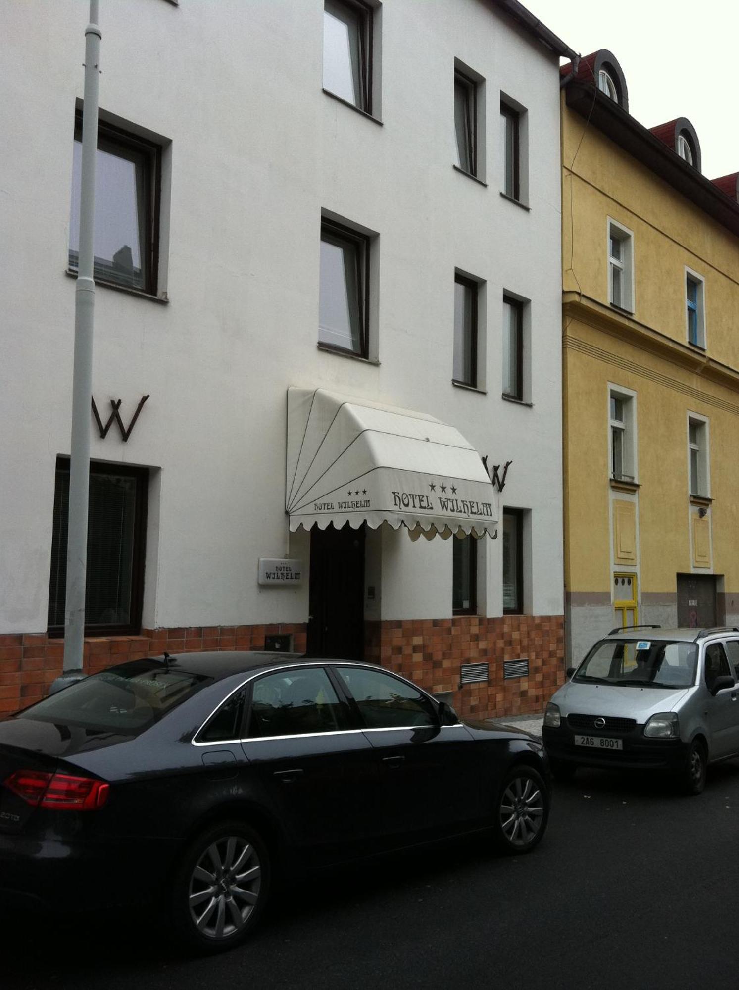 Hotel Wilhelm Praha Bagian luar foto