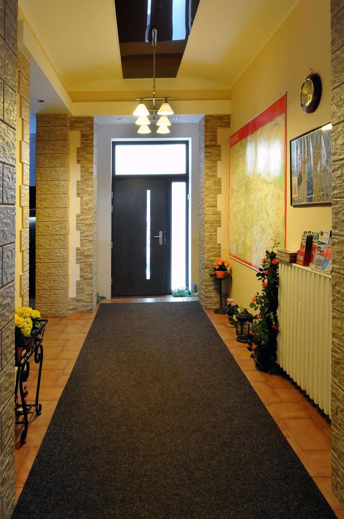 Hotel Wilhelm Praha Bagian luar foto